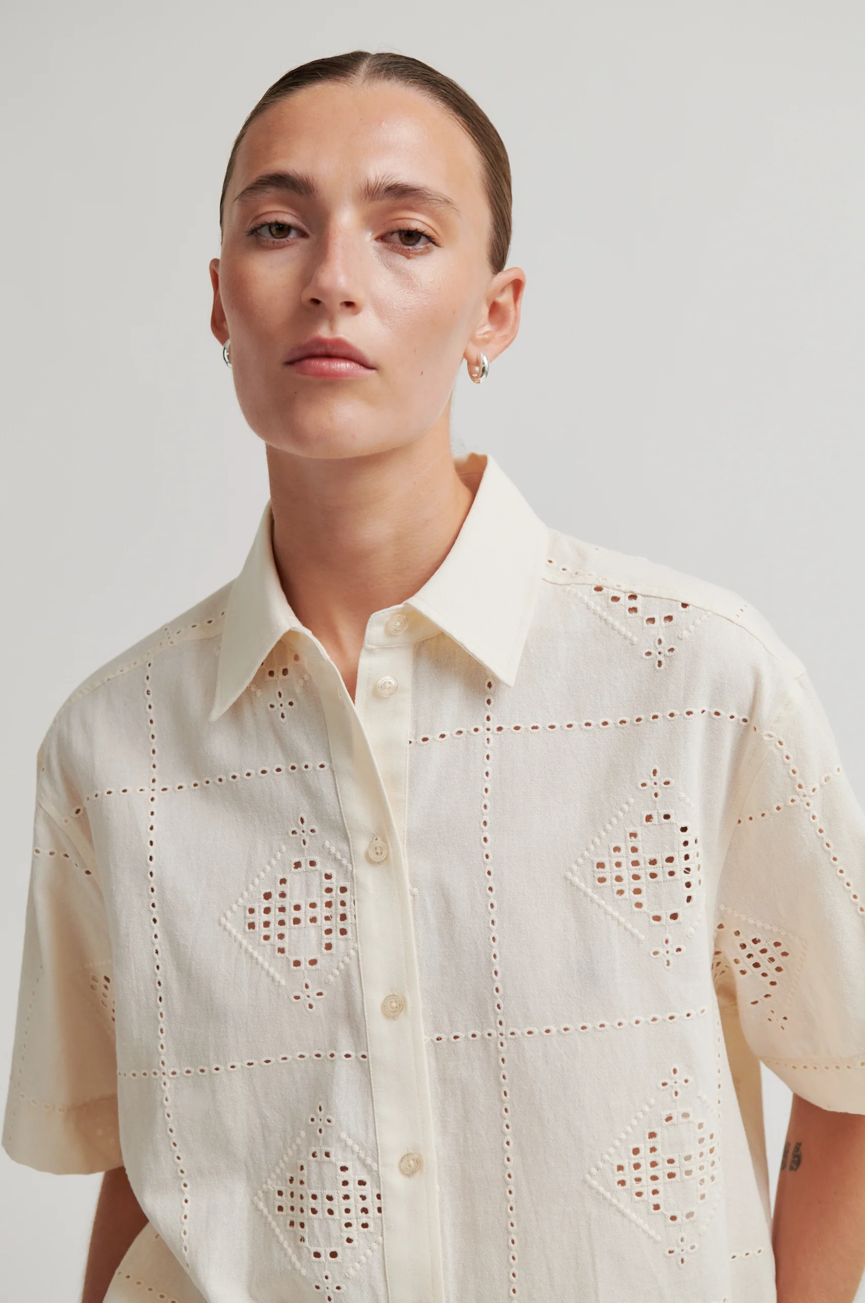 Arles SS Shirt - Image 2