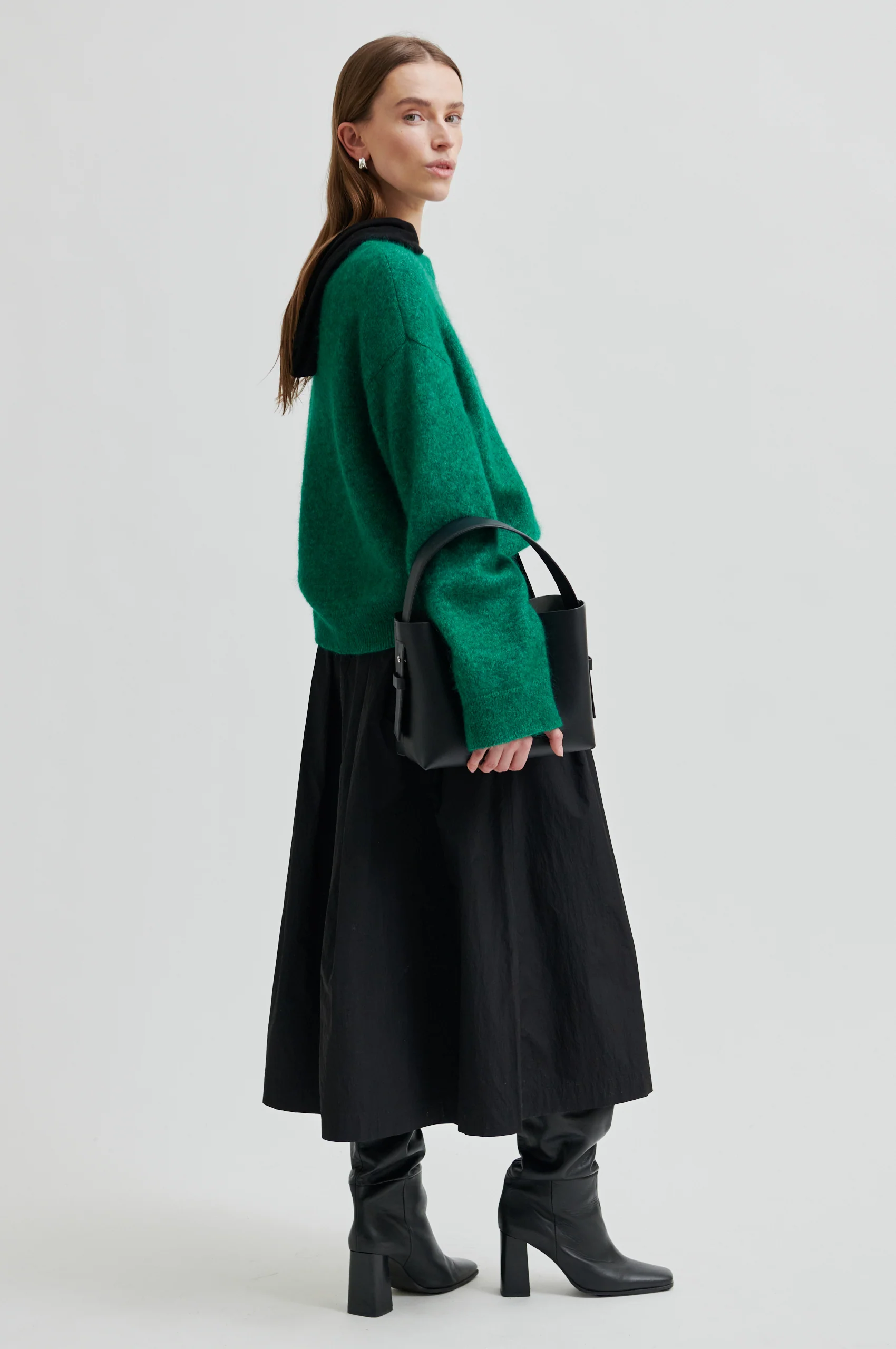 Brook Knit Drop Shoulder O-Neck - Image 4