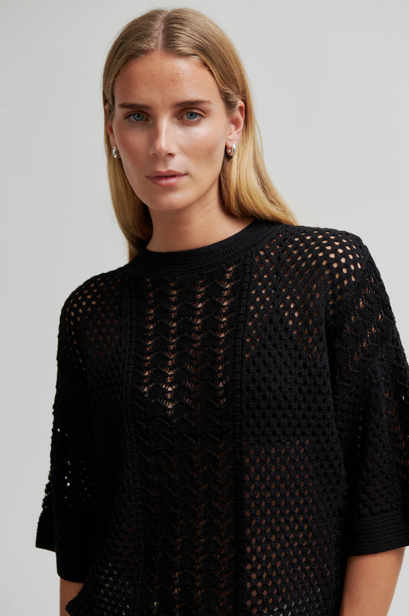 Deya Knit O-Neck - Image 2