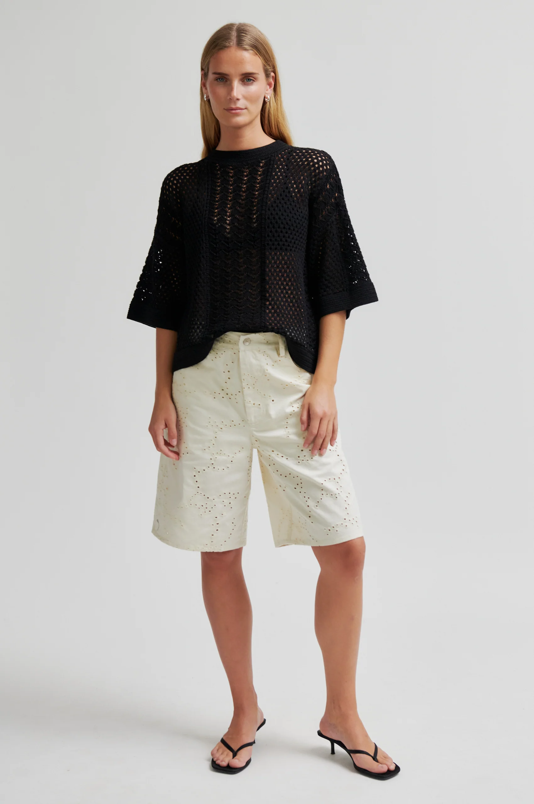 Deya Knit O-Neck - Image 3